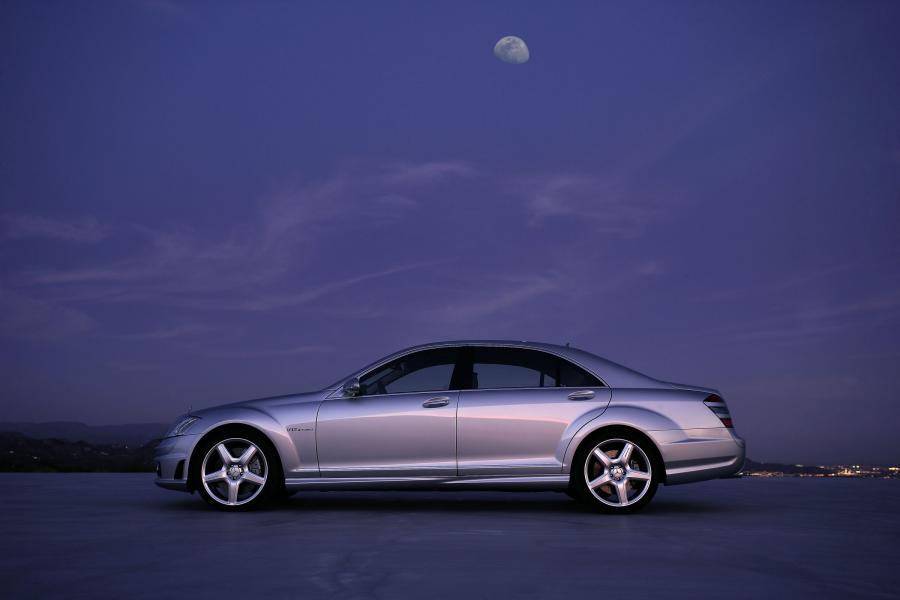  Mercedes-Benz S65 AMG 2007 года  (фото 14 из 27)